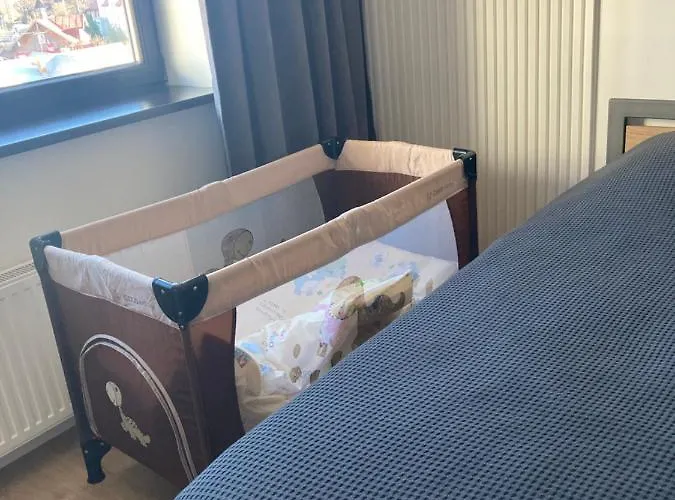 на довбуша 3 з резервним живленням Apartman Truszkavec